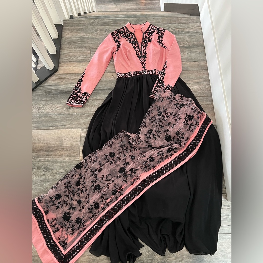 INDIAN SUIT